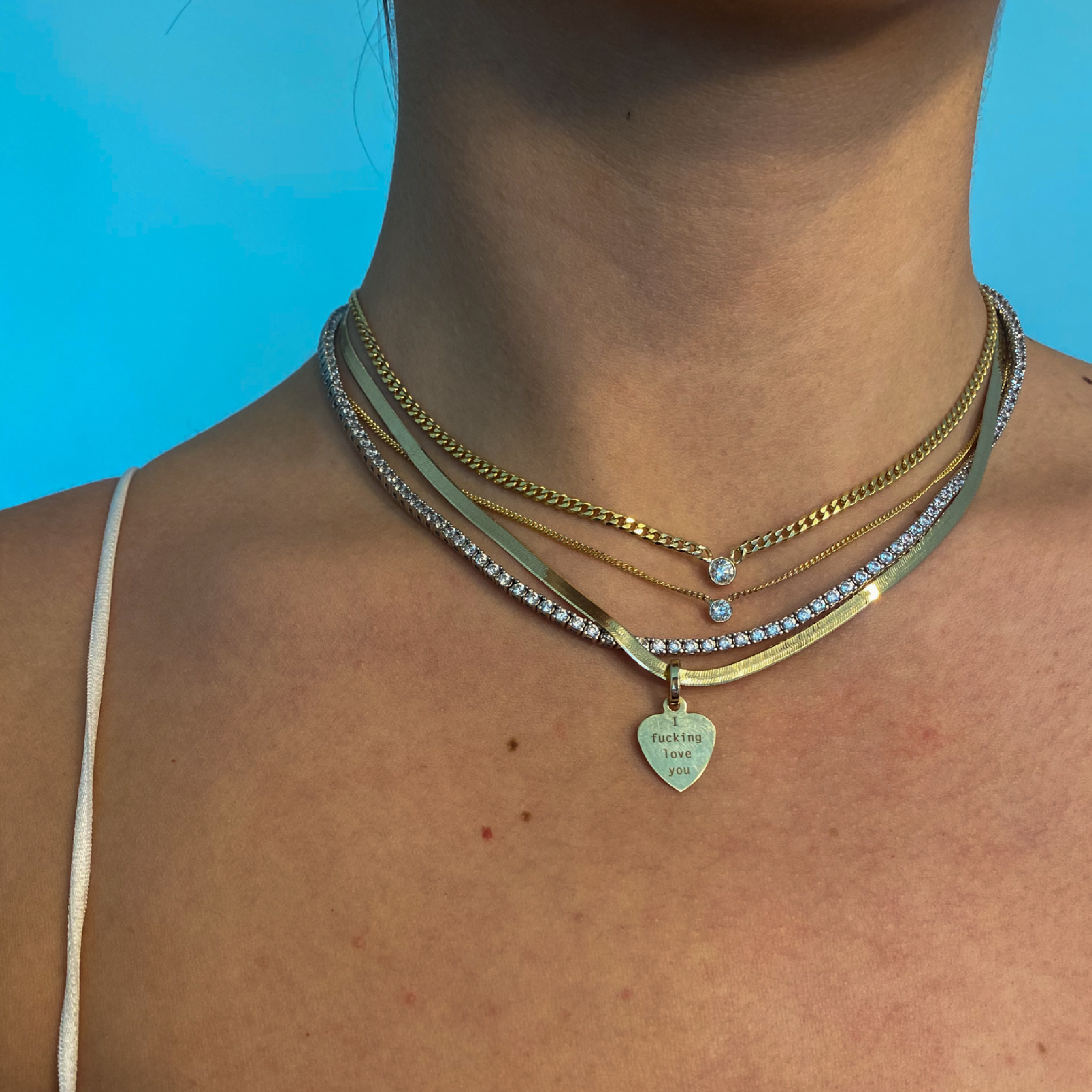 Round Diamond Bezel Curb Chain Necklace
