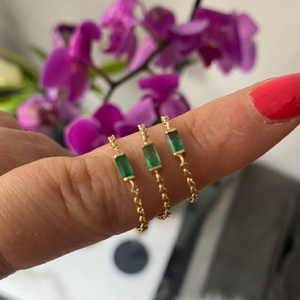 Emerald Baguette Chain Ring